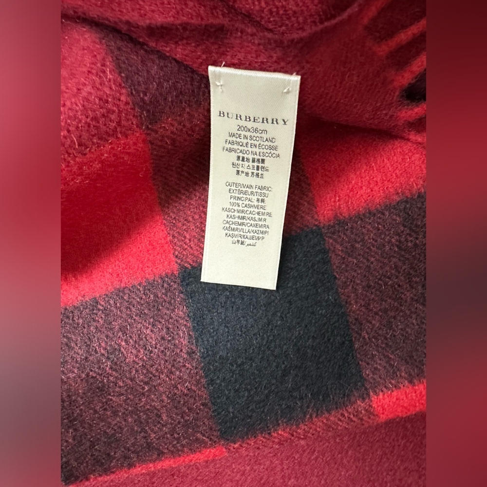 New Authentic Burberry Half Mega Check Scarf - Picture 6 of 7